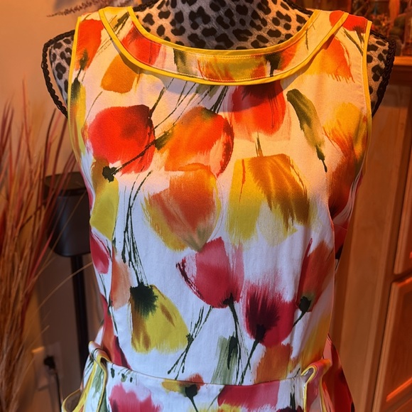 Spring/Easter Style Dress - Picture 2 of 13